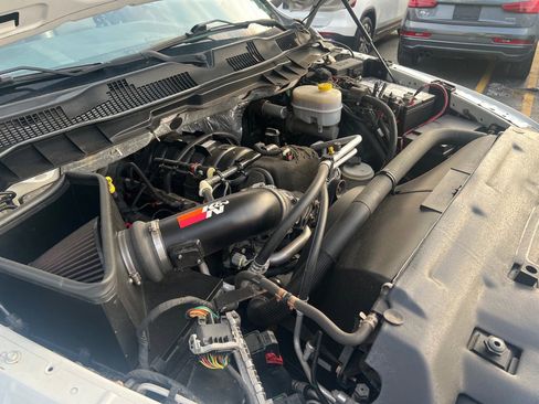 Used 2016 RAM 3500 Tradesman w/ Chrome Appearance Group image 35