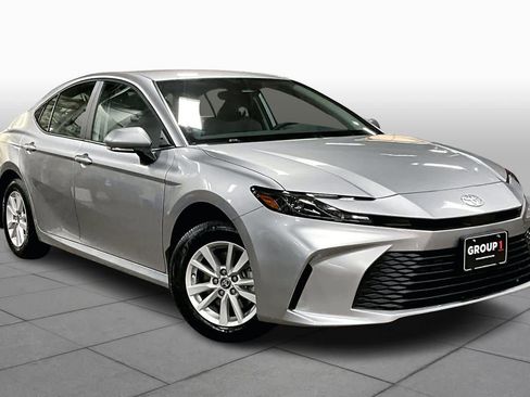 New 2026 Toyota Camry LE image 2