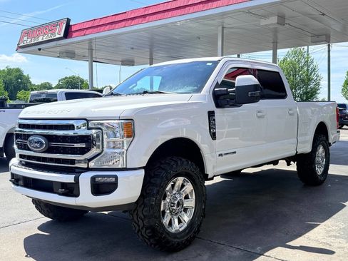 Used 2021 Ford F250 Lariat w/ Lariat Value Package AWD/4WD image 6