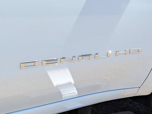 New 2026 GMC Sierra 3500 Denali w/ Denali Reserve Package AWD/4WD image 23