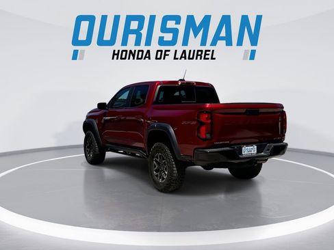 Used 2024 Chevrolet Colorado ZR2 w/ Safety Package AWD/4WD image 6