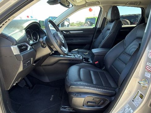 Used 2025 MAZDA CX-5 AWD 2.5 S w/ Preferred Package image 12