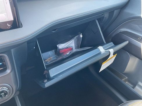 New 2025 Ford Maverick Lobo image 21