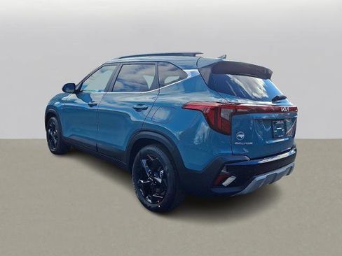 New 2026 Kia Seltos EX image 3