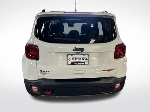 Used 2020 Jeep Renegade Trailhawk w/ Premium Leather Group AWD/4WD image 4