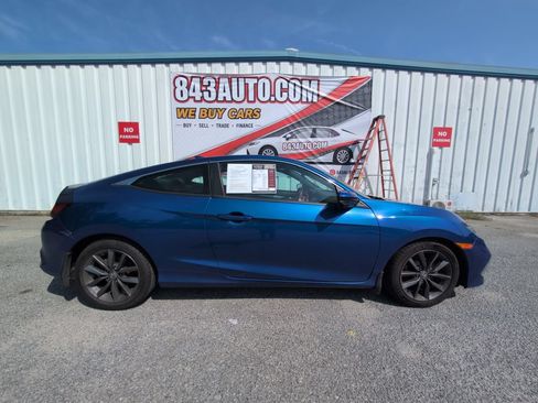 Used 2020 Honda Civic EX image 9