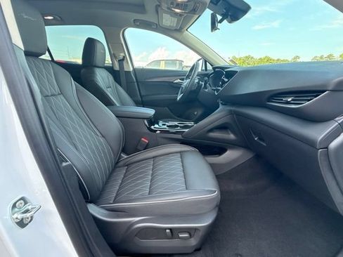 Used 2023 Buick Envision Avenir AWD/4WD image 21