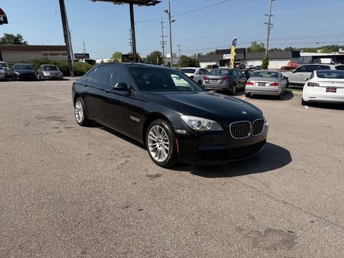 Used 2014 BMW 740Li xDrive w/ Executive Package AWD/4WD image 4