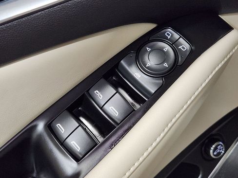 Used 2024 Buick Enclave Essence w/ Sport Touring Edition image 45