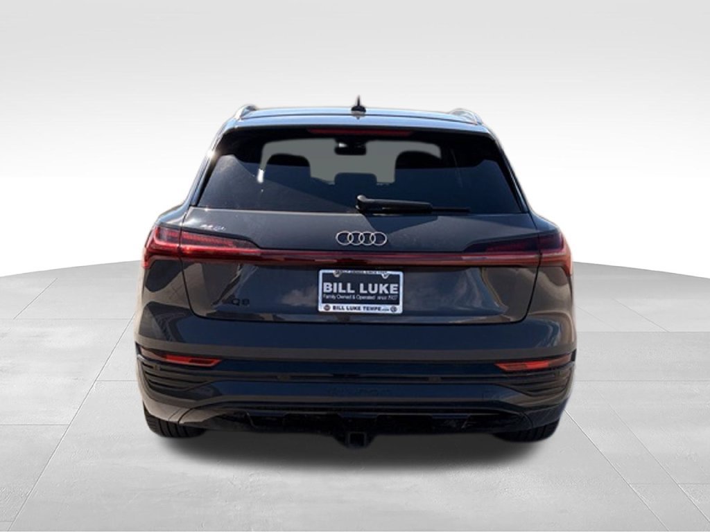 Used 2024 Audi Q8 e-tron Premium Plus w/ Premium Plus Package AWD/4WD image 8
