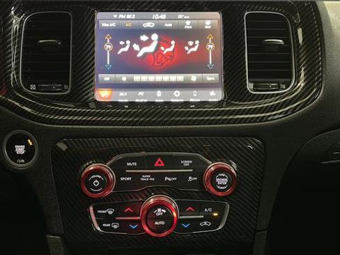 Used 2022 Dodge Charger R/T RWD image 12