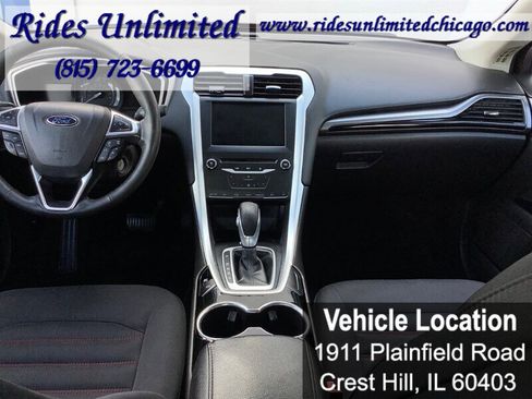Used 2015 Ford Fusion SE image 33