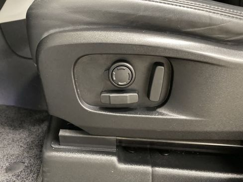 Used 2020 Land Rover Defender 110 HSE image 15