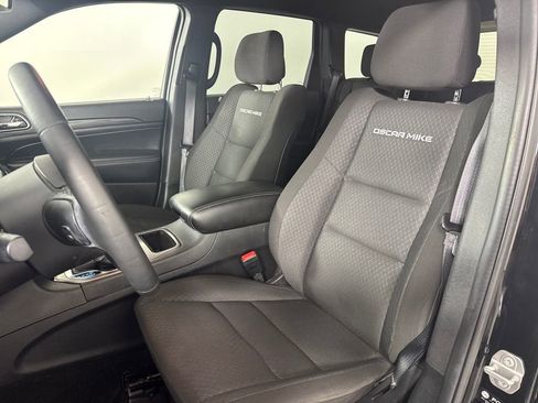 Used 2021 Jeep Grand Cherokee Freedom Edition RWD image 8