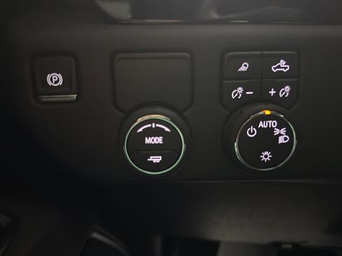 New 2026 Chevrolet Silverado 1500 LT w/ Safety Package image 22