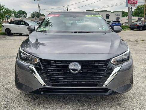 Used 2025 Nissan Sentra SV w/ All-Weather Package FWD image 2