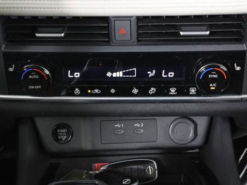 Certified 2025 Nissan Rogue SV w/ SV Premium Package image 22