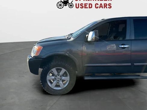 Used 2009 Nissan Titan LE w/ Technology Pkg image 17