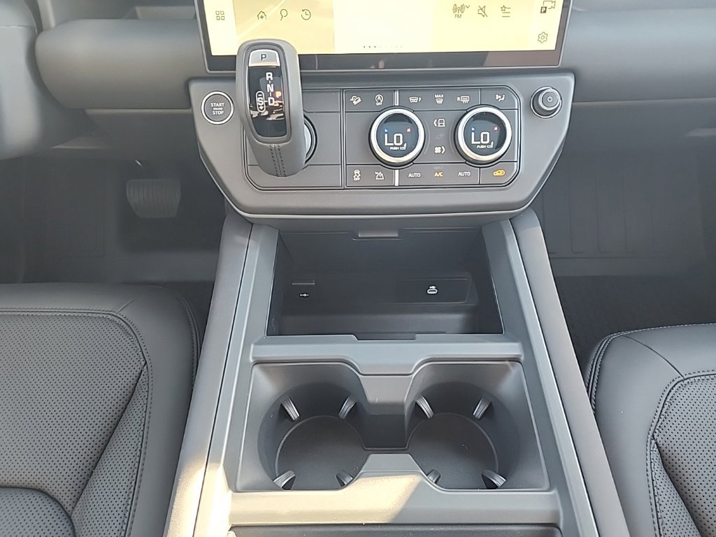 New 2026 Land Rover Defender 110 S AWD/4WD image 23