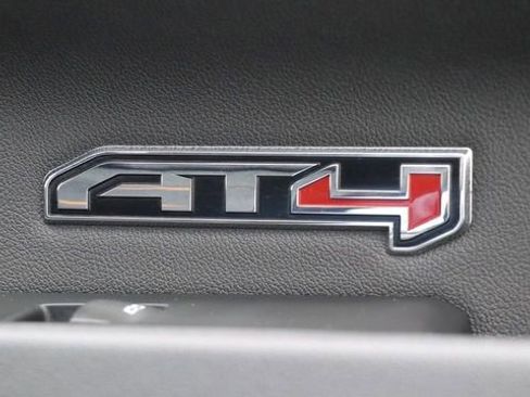 Used 2025 GMC Sierra 1500 AT4 w/ AT4 Premium Package image 43