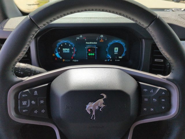 Used 2025 Ford Bronco Badlands AWD/4WD image 31