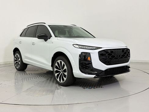 New 2026 Audi Q3 quattro 2.0T image 7