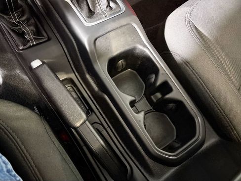 Used 2022 Jeep Wrangler Unlimited Sahara w/ Cold Weather Group image 15