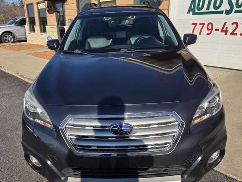Used 2016 Subaru Outback 3.6R Limited image 2
