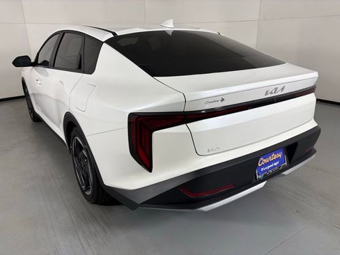 New 2026 Kia K4 EX image 6