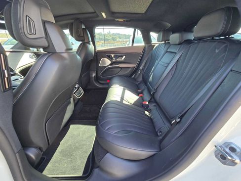 Used 2022 Mercedes-Benz EQS 450+ Sedan image 16