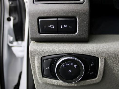 Used 2022 Ford F350 XL w/ Power Equipment Group image 18