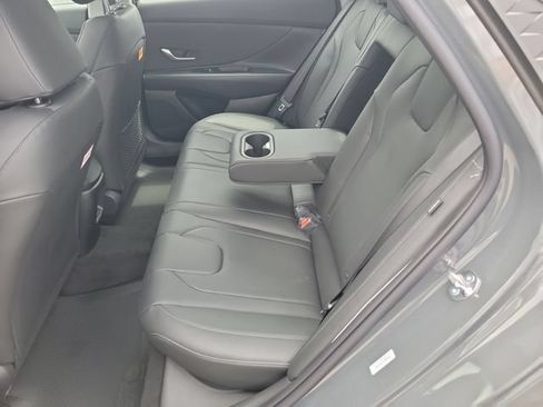 New 2026 Hyundai Elantra Limited FWD image 28