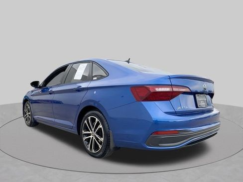 Used 2023 Volkswagen Jetta Sport FWD image 9