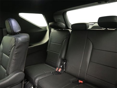 New 2026 Chevrolet Traverse LT w/ LPO, Floor Liner Package image 11