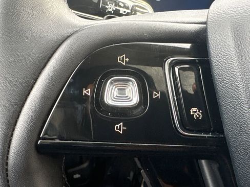 Used 2024 Lincoln Corsair FWD w/ Equipment Group 101A image 18