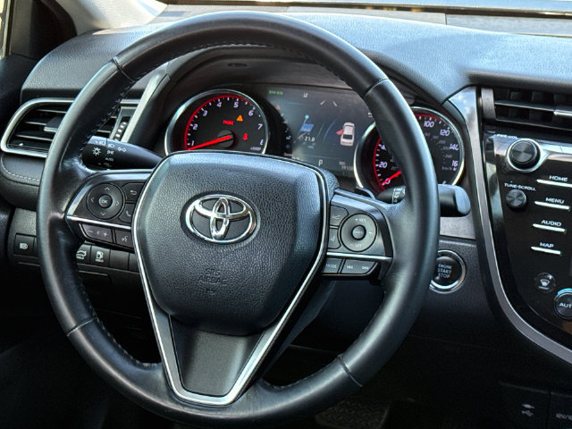 Used 2019 Toyota Camry XSE FWD image 13
