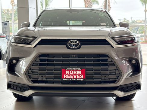 New 2026 Toyota Grand Highlander AWD Hybrid image 4