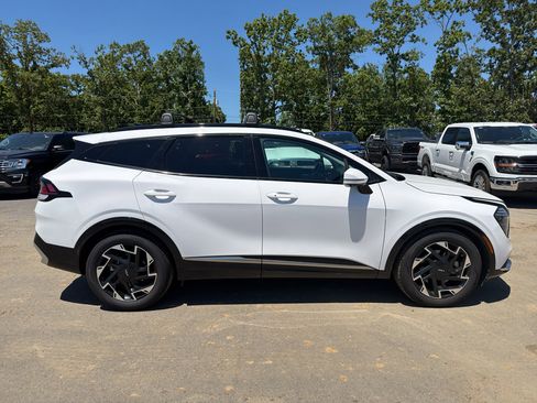 Used 2025 Kia Sportage SX FWD image 5