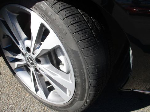 Used 2019 Mercedes-Benz C 300 Sedan image 20