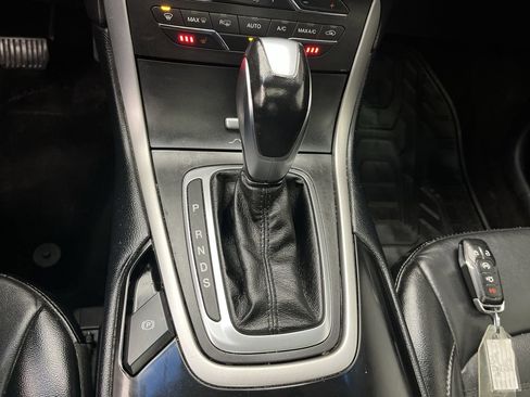 Used 2016 Ford Edge SEL w/ Canadian Touring Package image 26