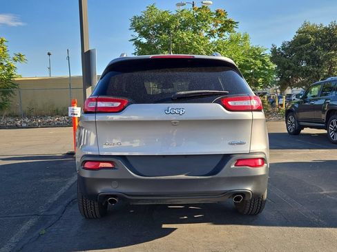 Used 2014 Jeep Cherokee Latitude w/ Comfort/Convenience Group AWD/4WD image 7