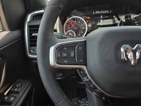New 2026 RAM 1500 Big Horn AWD/4WD image 21