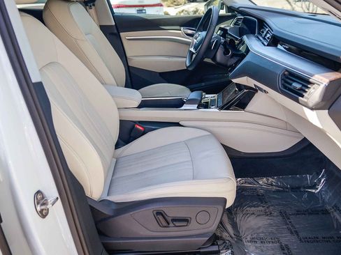 Certified 2023 Audi e-tron Premium w/ Convenience Plus Package image 19