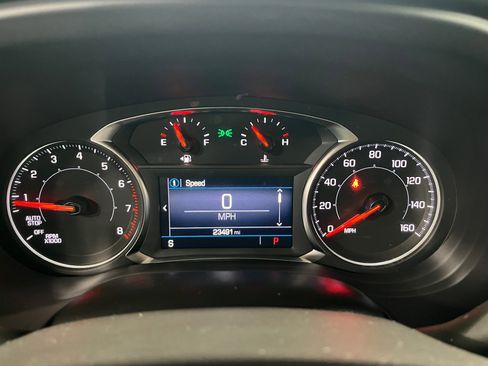 Certified 2023 GMC Acadia SLE w/ Driver Convenience Package image 14