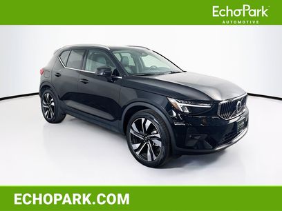 Used 2025 Volvo XC40 B5 Plus