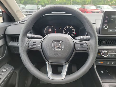 New 2026 Honda CR-V EX image 12
