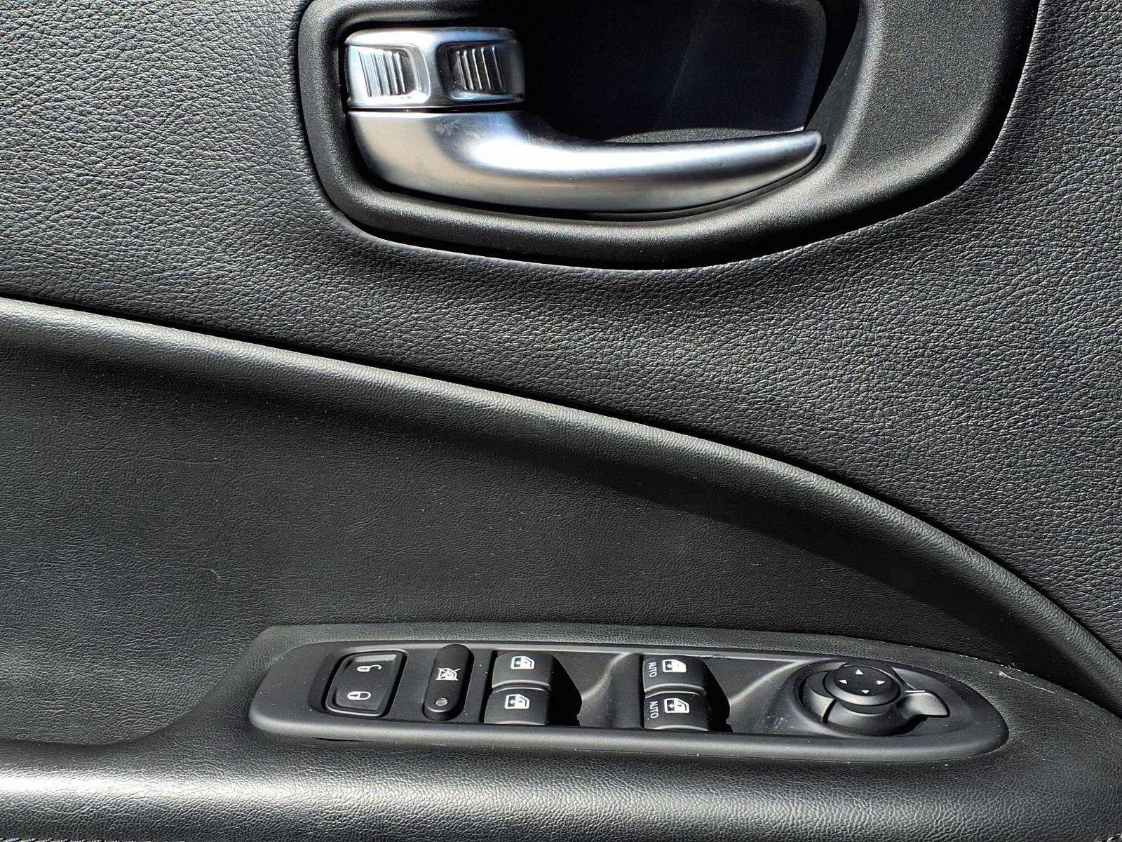 Used 2019 Jeep Compass Latitude AWD/4WD image 17
