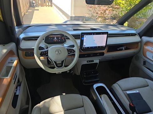 Used 2025 Volkswagen ID. Buzz 1st Edition AWD/4WD image 10