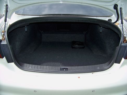 Used 2018 INFINITI Q50 Luxe w/ Sensory Package (Luxe) image 6