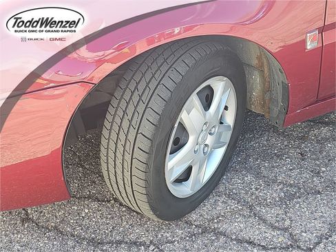Used 2006 Saturn ION Level 2 w/ Preferred Pkg FWD image 1
